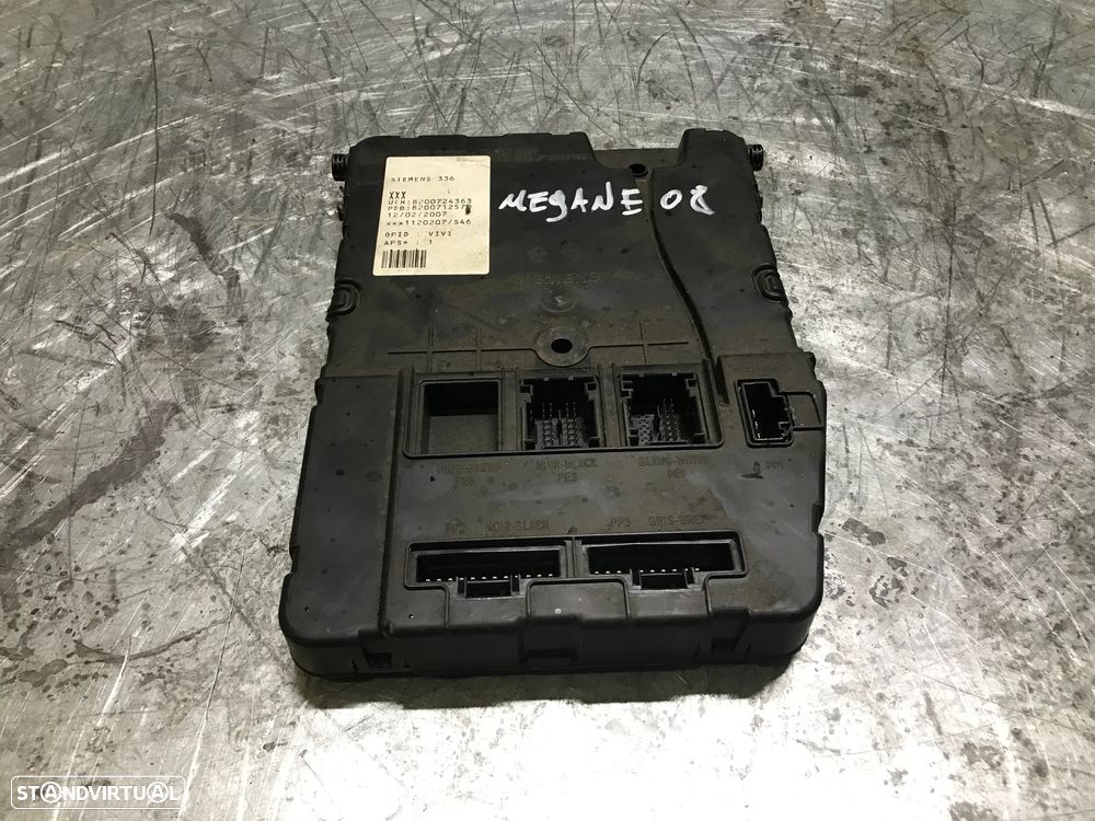 Modulo UCH / Caixa fusiveis Renault Megane II / Scenic II 8200351183 8200306434 8200280937 8200305575 8200724363 8200712570 8200606826 8200525384 8200351186 8200411363 - 7