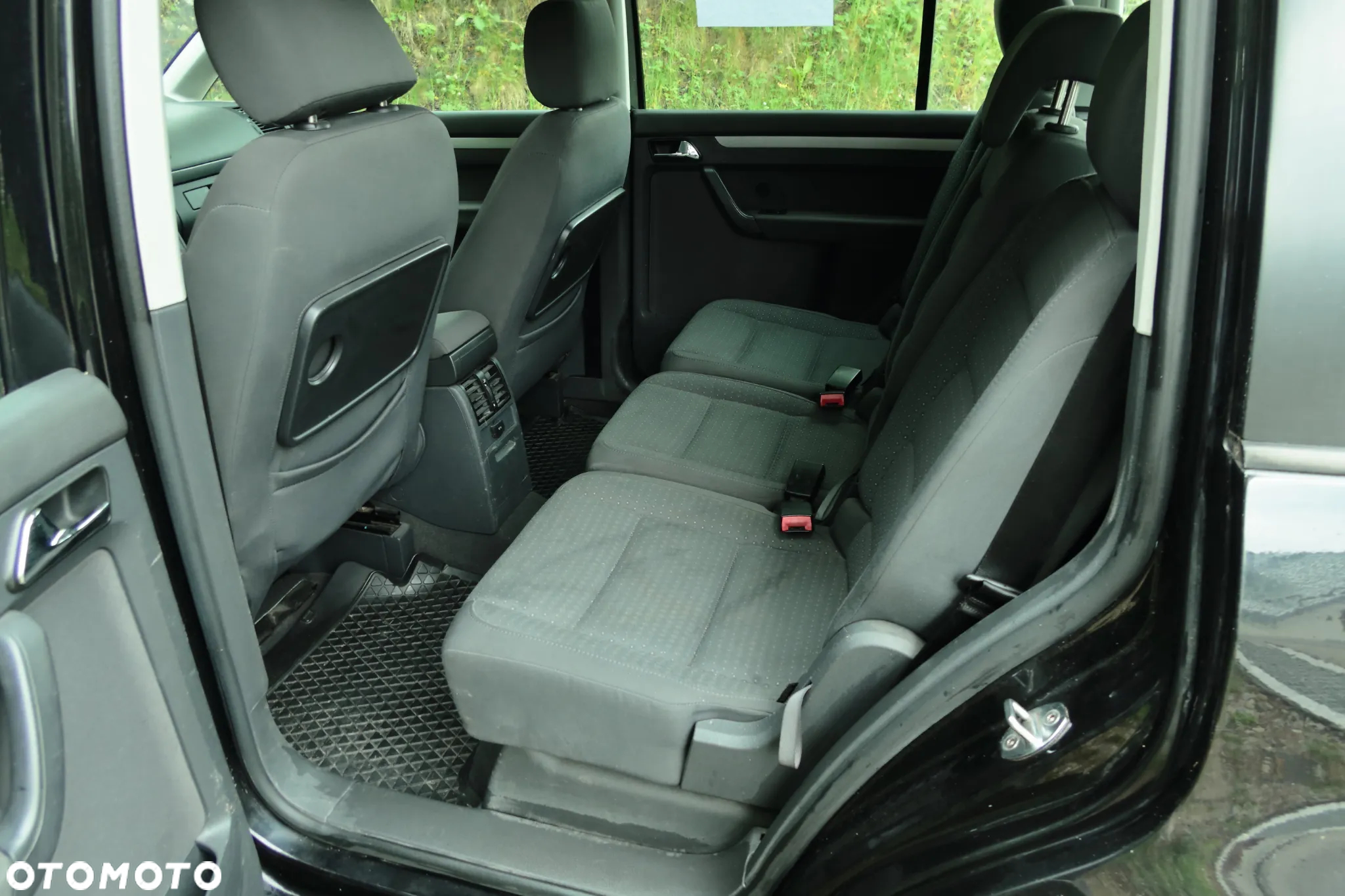 Volkswagen Touran 2.0 TDI DPF Trendline - 4