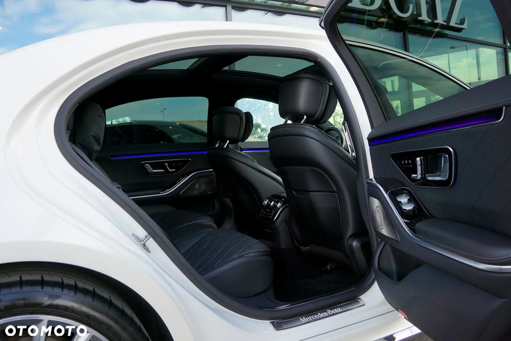 Mercedes-Benz Klasa S 400 d 4-Matic L 9G-TRONIC - 23