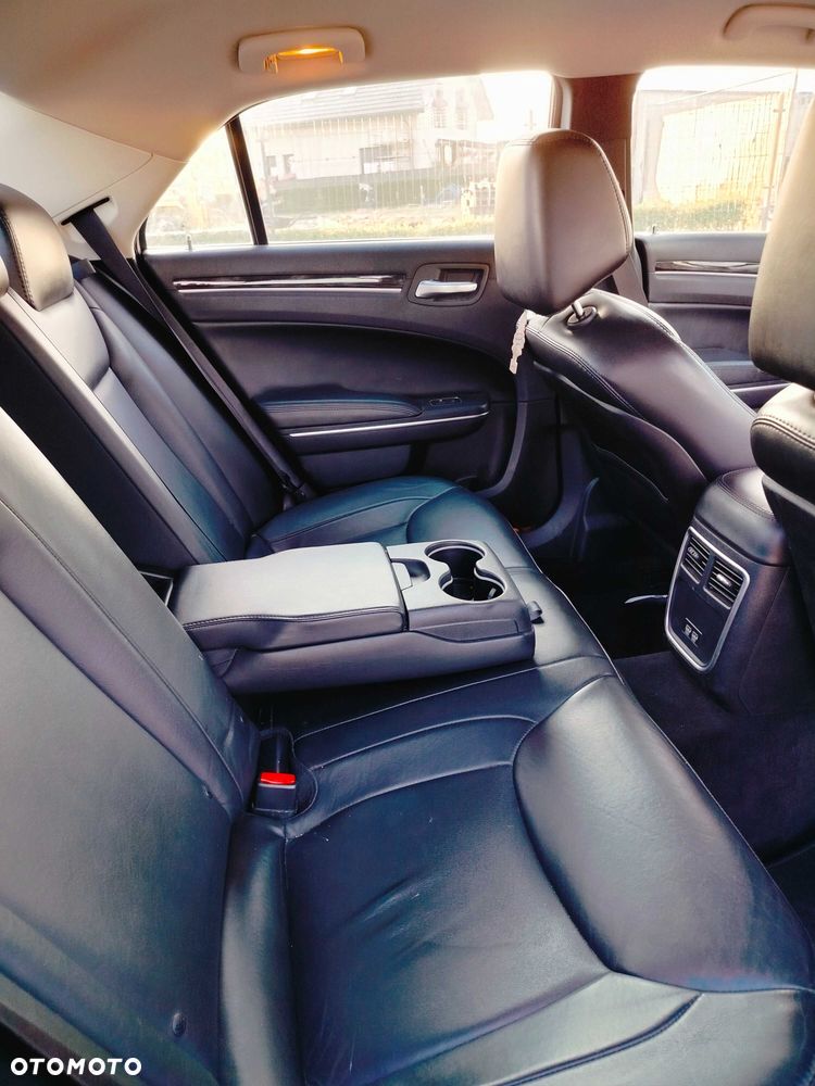 Chrysler 300C - 6