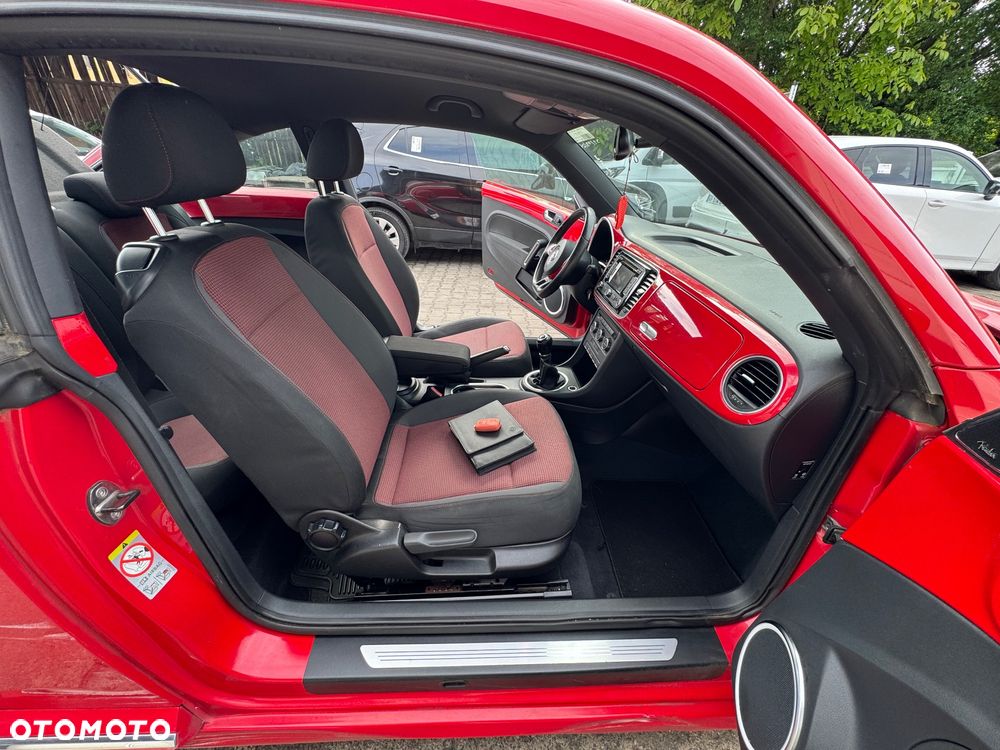 Volkswagen New Beetle - 6