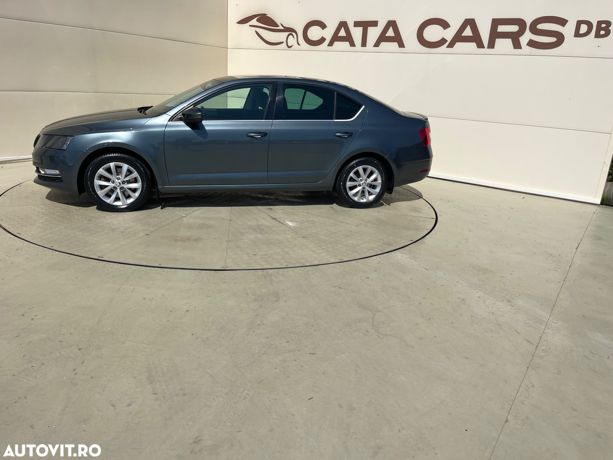 Skoda Octavia 1.8 TSI DSG Style - 7