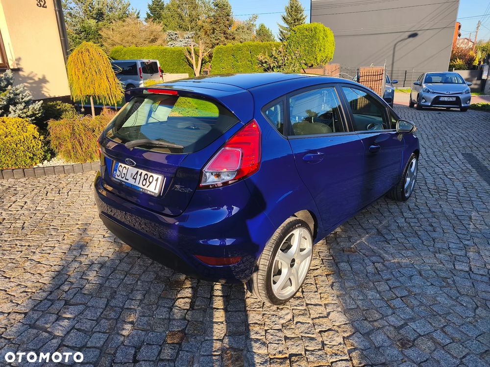 Ford Fiesta 1.25 Celebration - 3
