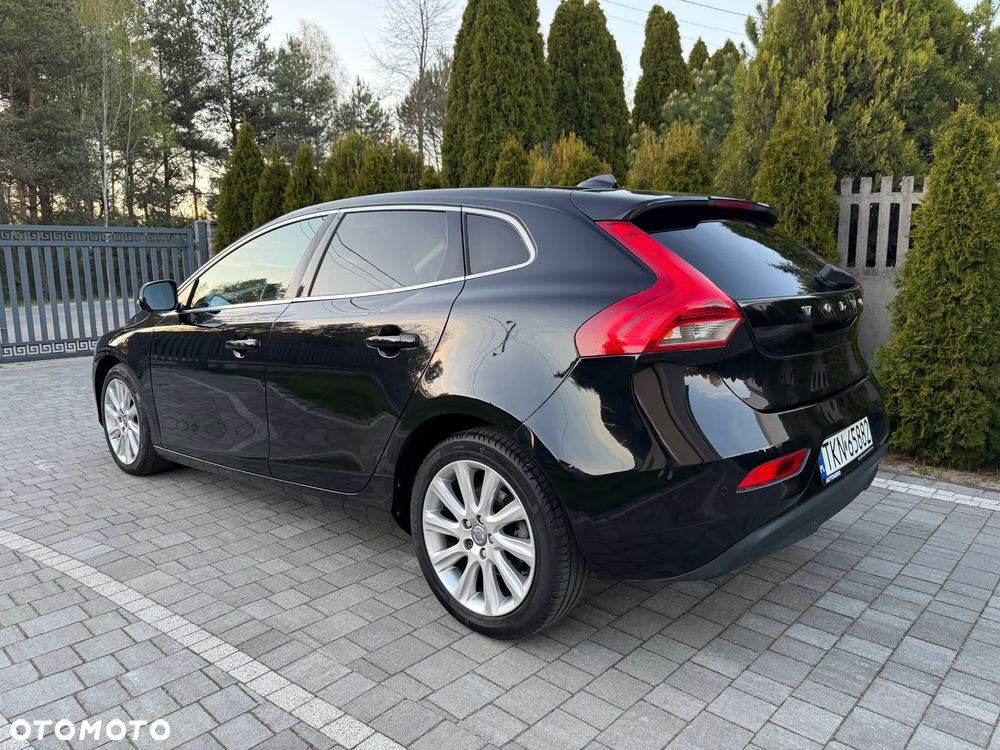 Volvo V40 D2 Momentum - 8