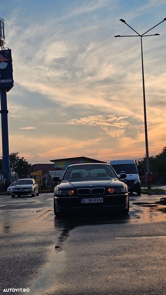 BMW Seria 7 730dA - 10