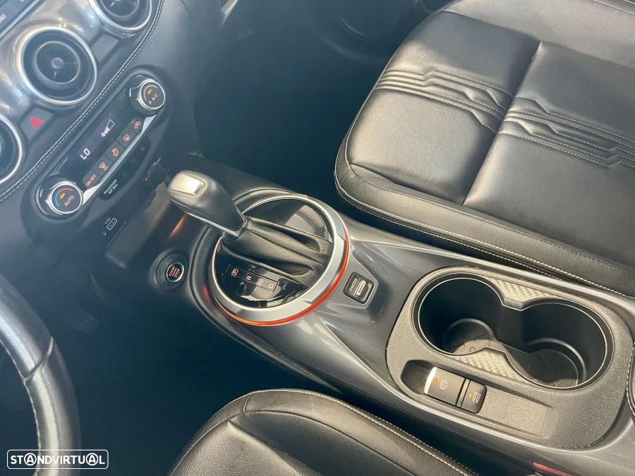 Nissan Juke 1.0 DIG-T N-Connecta NAV. DCT - 15