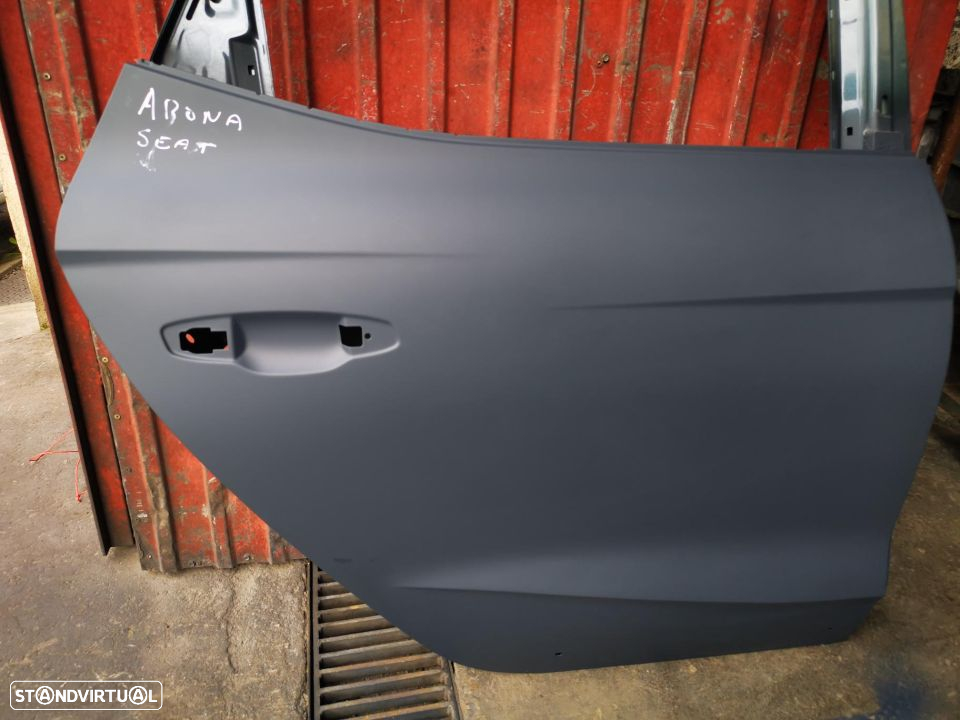 SEAT ARONA PORTA TRÁS DIREITA - PT444 - 3