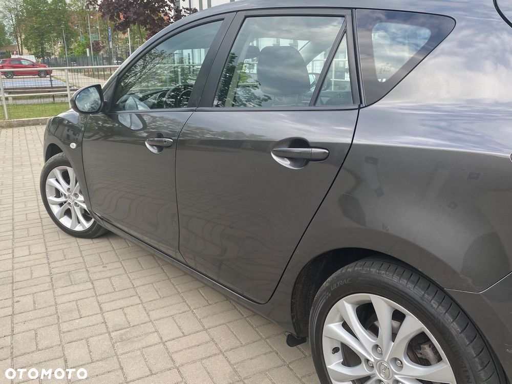 Mazda 3 1.6 Exclusive EU5 - 10