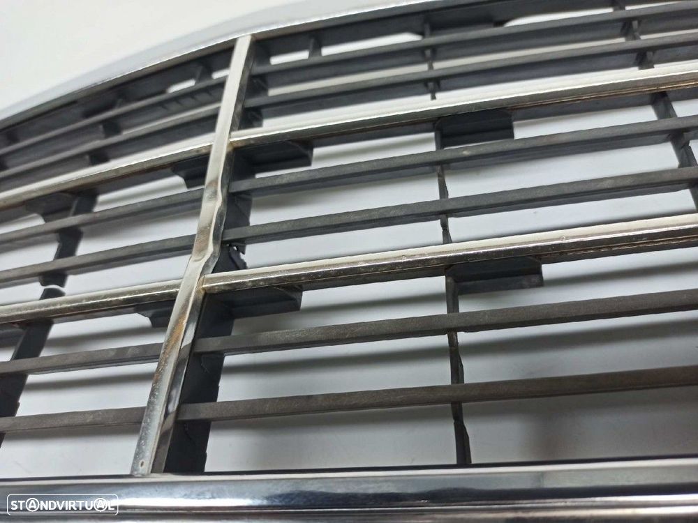 GRELHA DA FRENTE MERCEDES CLASE C (W202) BERLINA 180 (202.018) - 10