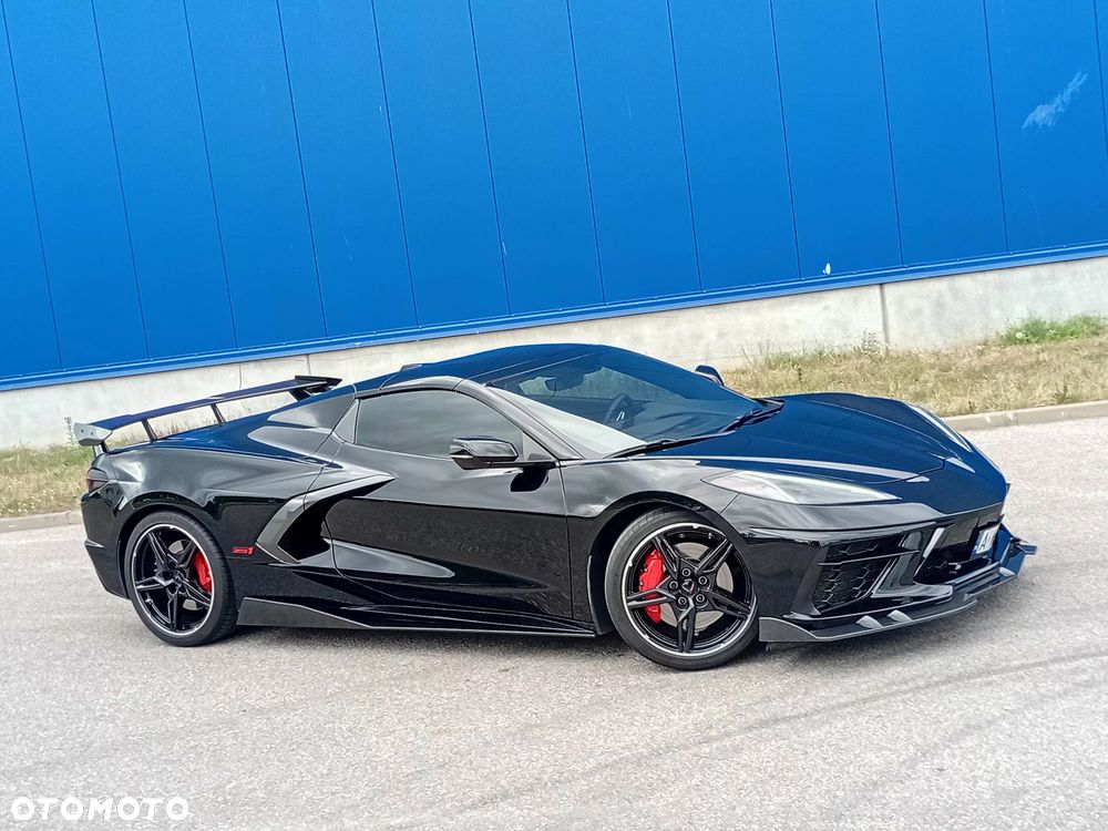 Chevrolet Corvette - 17