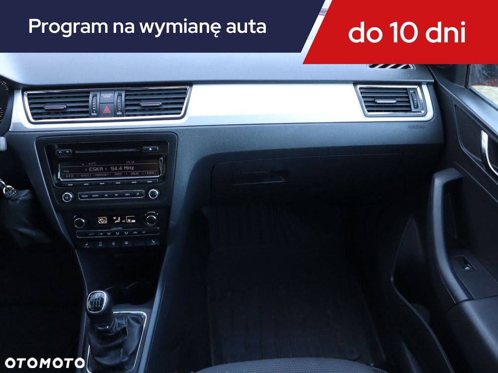 Skoda RAPID - 10