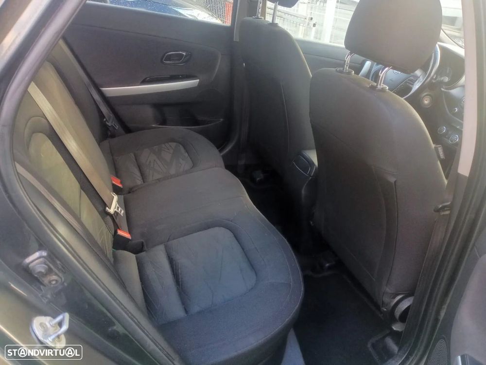 Kia Ceed SW 1.4 CRDi More - 20