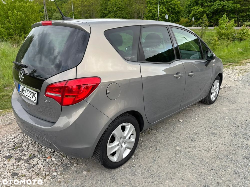 Opel Meriva 1.7 CDTI Color Edition - 2