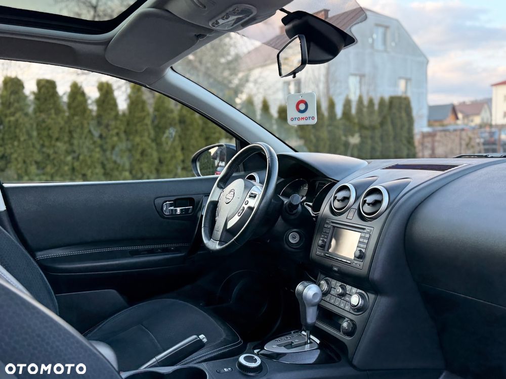 Nissan Qashqai 2.0 dCi 4 x 4 DPF tekna - 22