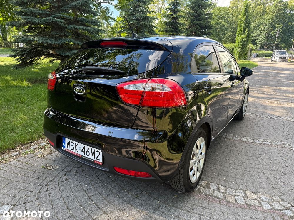 Kia Rio - 3