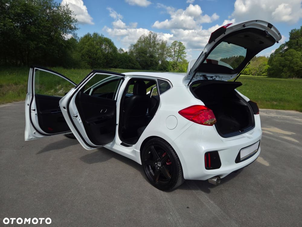 Kia Ceed 1.6 T-GDI GT-Challenge - 26