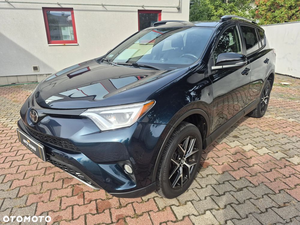 Toyota RAV4 - 1