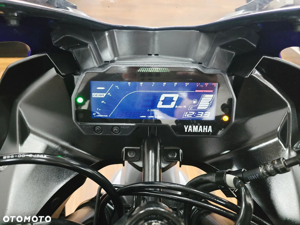 Yamaha YZF - 12