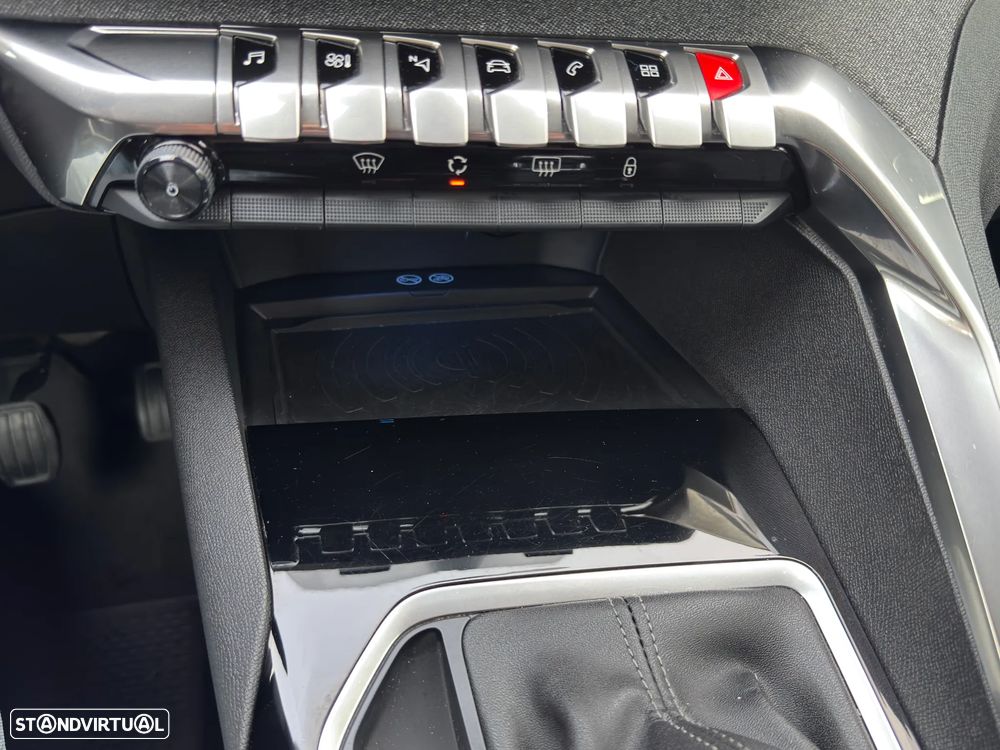 Peugeot 3008 PureTech 130 Stop & Start Crossway - 25