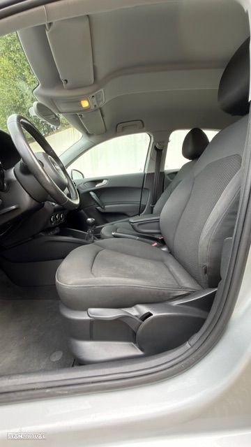 Audi A1 Sportback 1.6 TDI Advance Business Line - 21