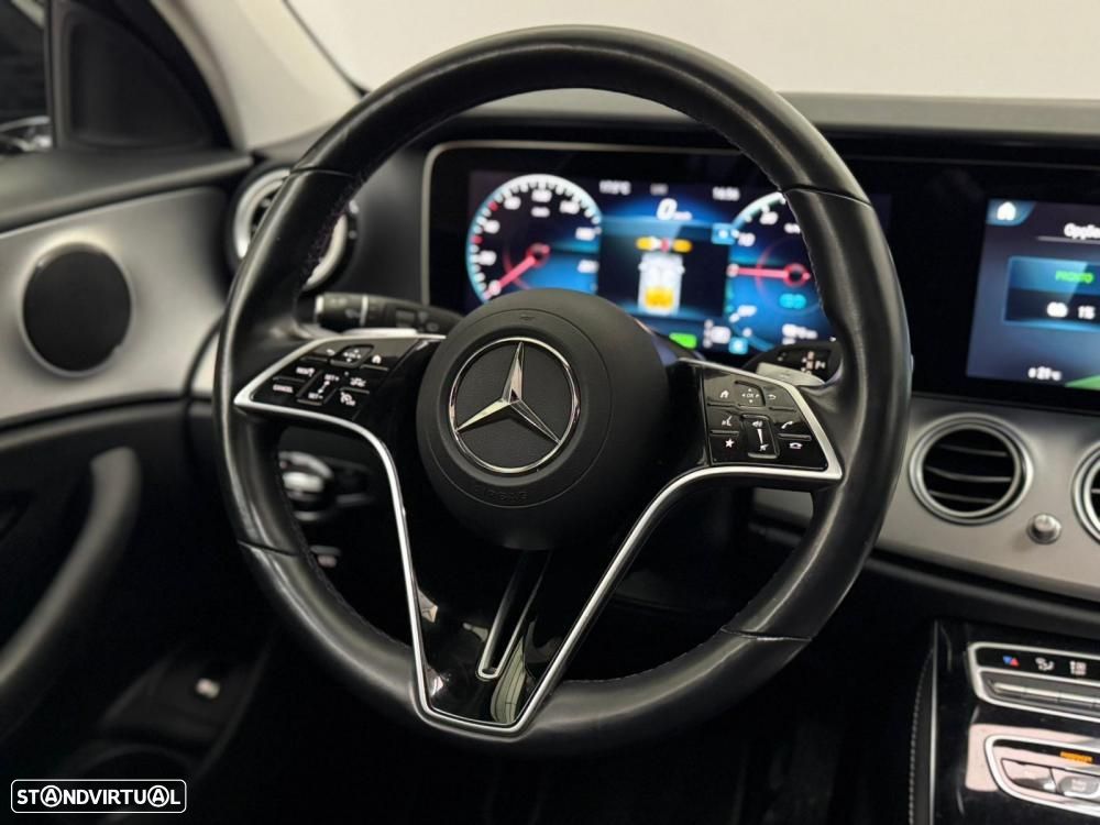 Mercedes-Benz E 300 de AMG Line - 38