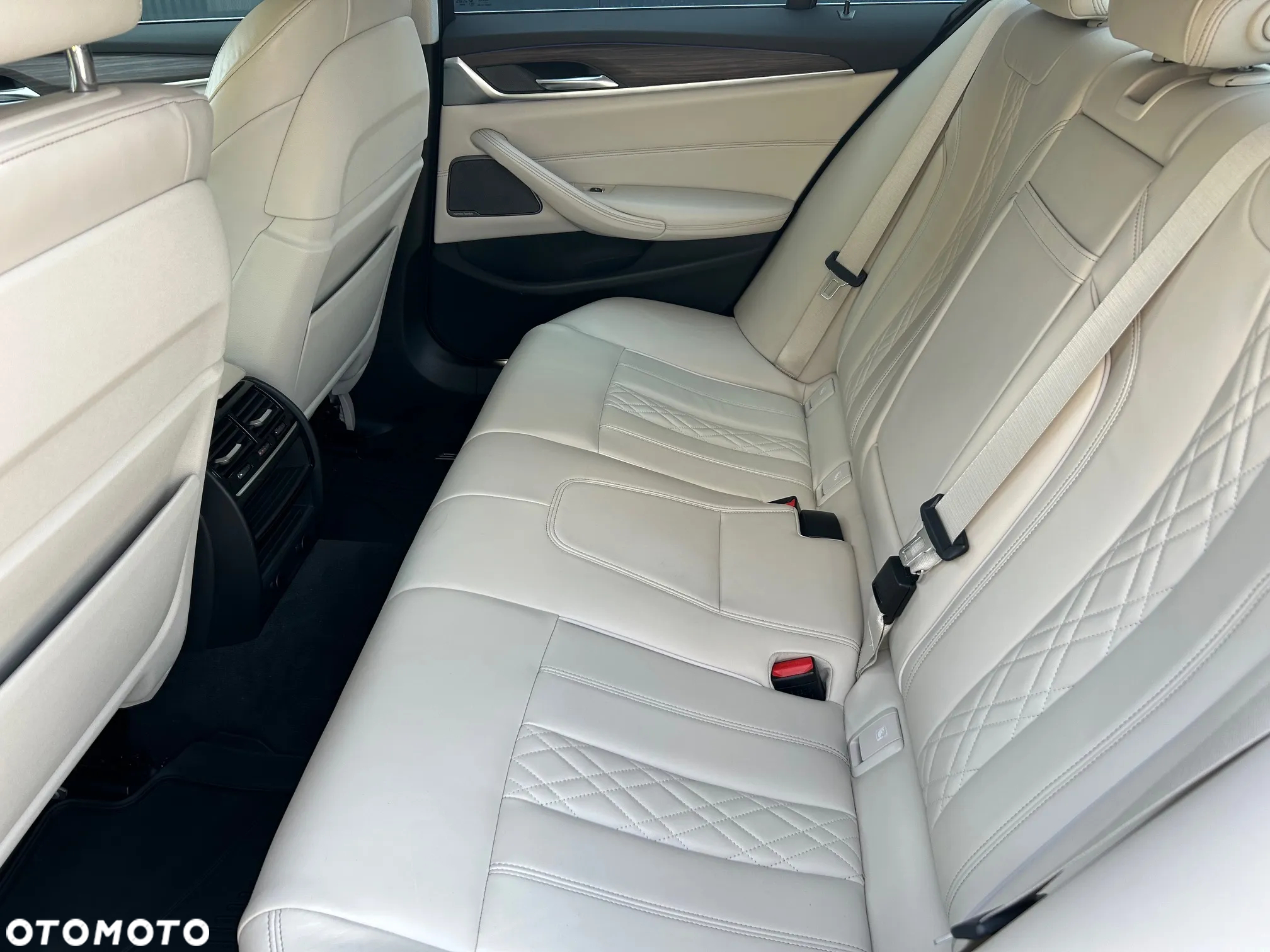 BMW Seria 5 530d Sport Line - 7