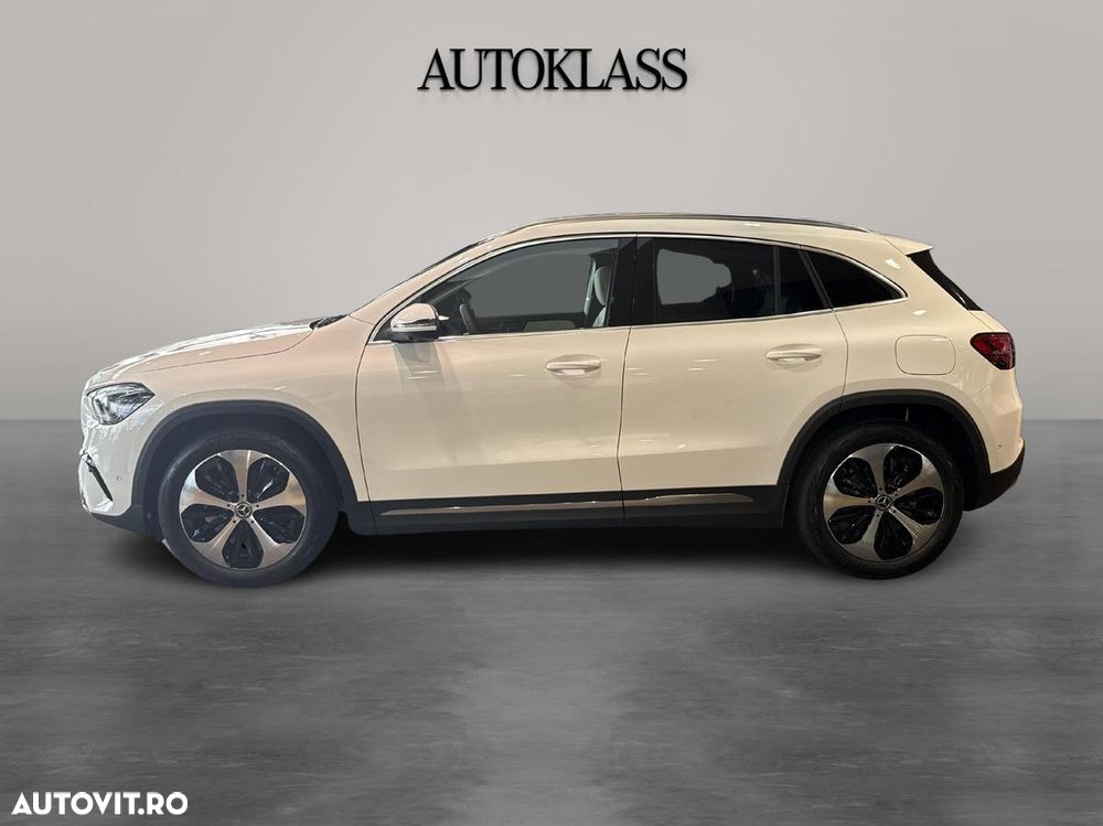 Mercedes-Benz GLA 200 d Aut. - 2