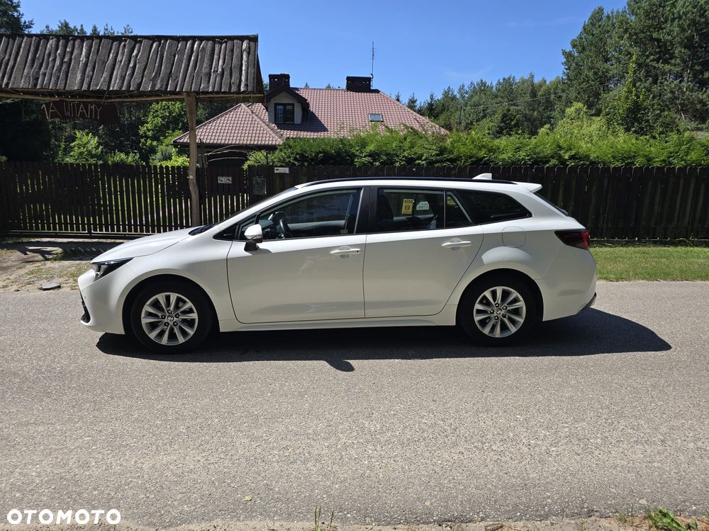 Toyota Corolla 1.8 Hybrid Comfort - 10
