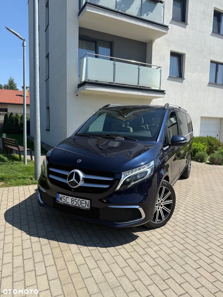 Mercedes-Benz Klasa V - 5
