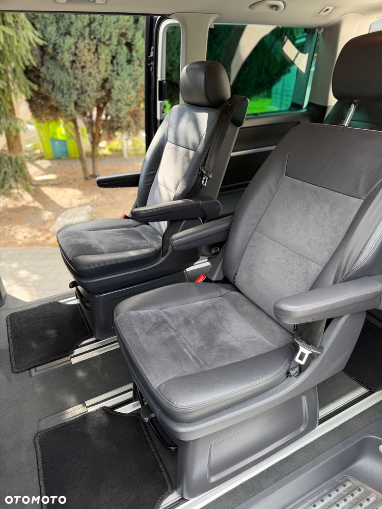 Volkswagen Multivan - 9