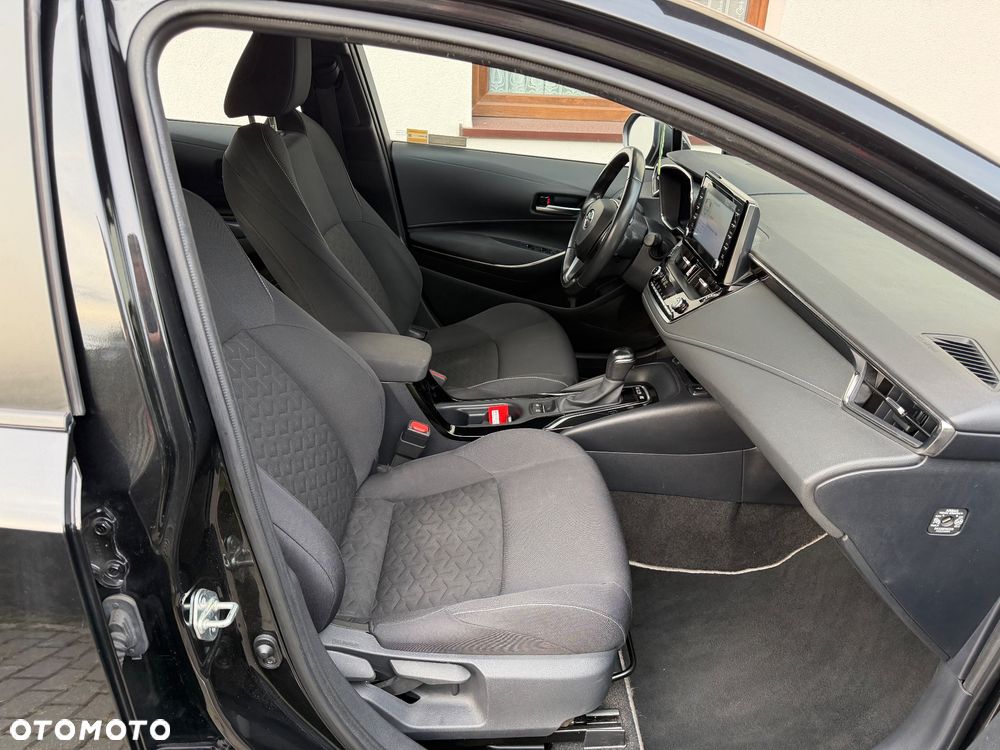 Toyota Corolla 1.8 Hybrid Comfort - 21