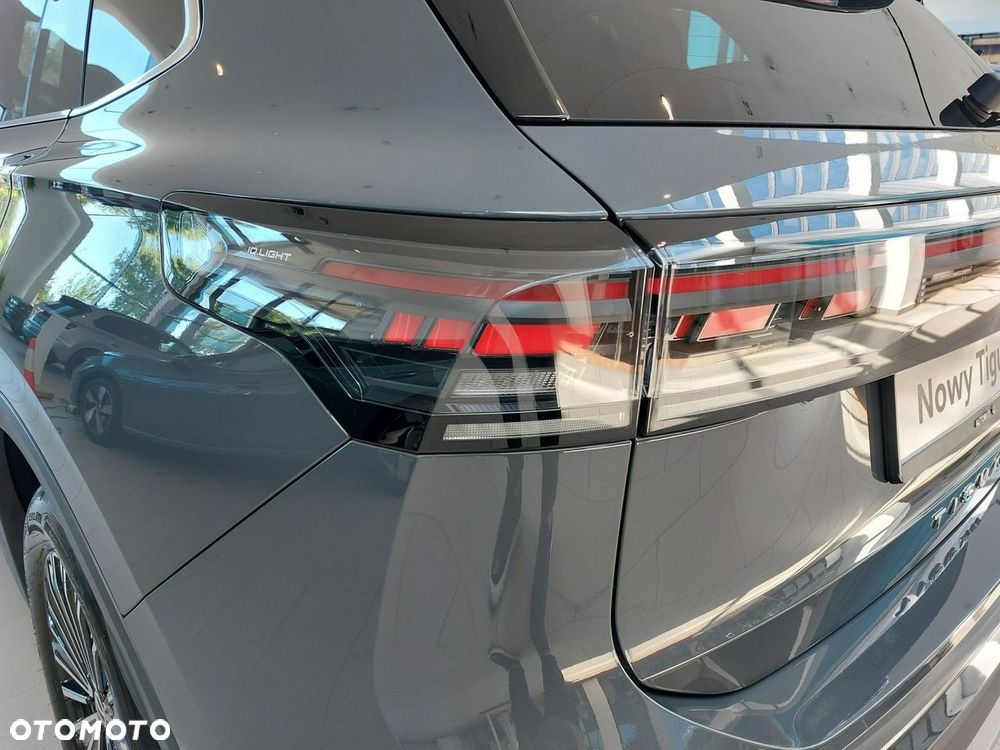 Volkswagen Tiguan - 10
