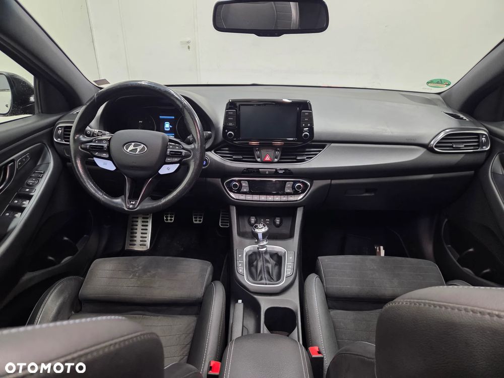 Hyundai i30 N - 16