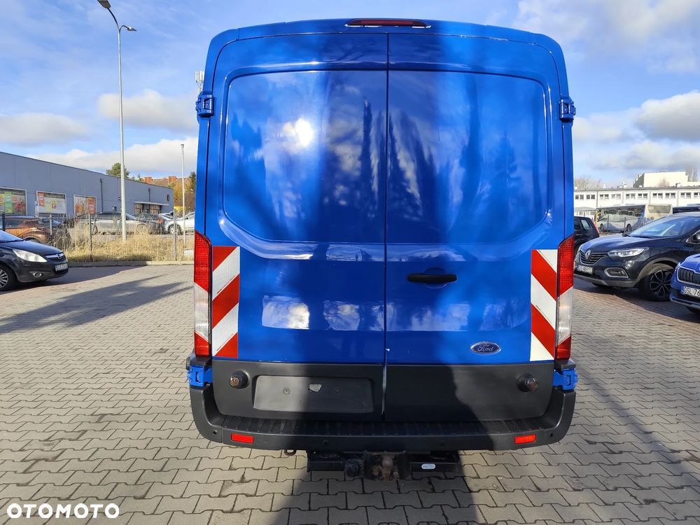 Ford Transit - 4