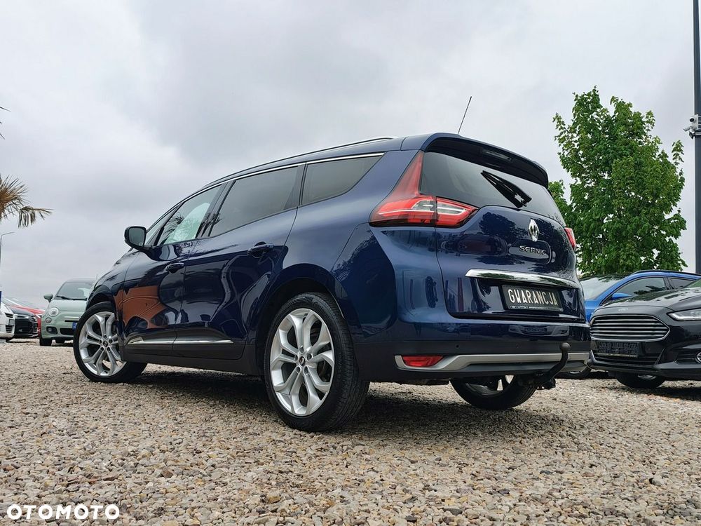 Renault Grand Scenic - 18