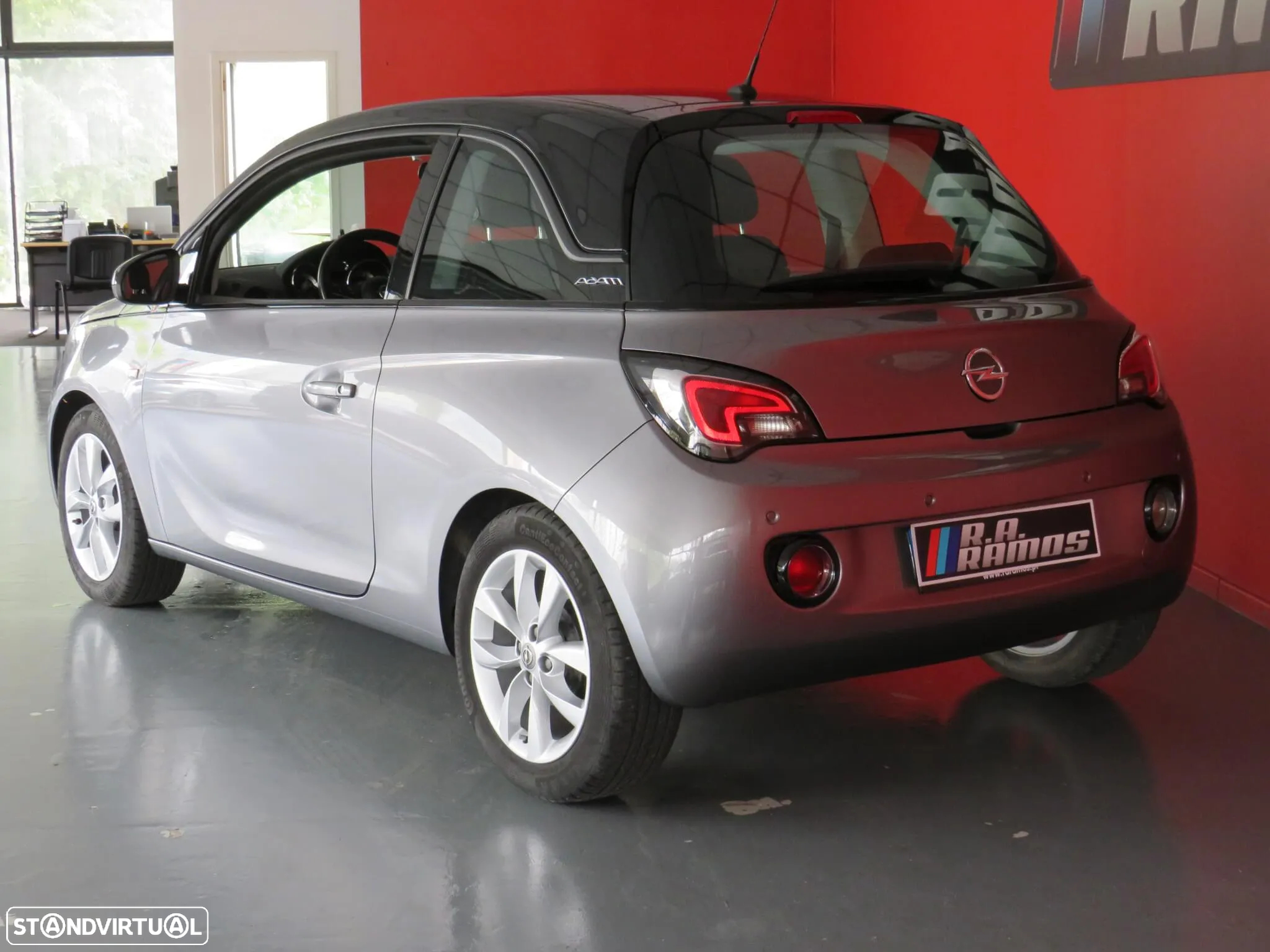 Opel Adam 1.2 Glam - 8