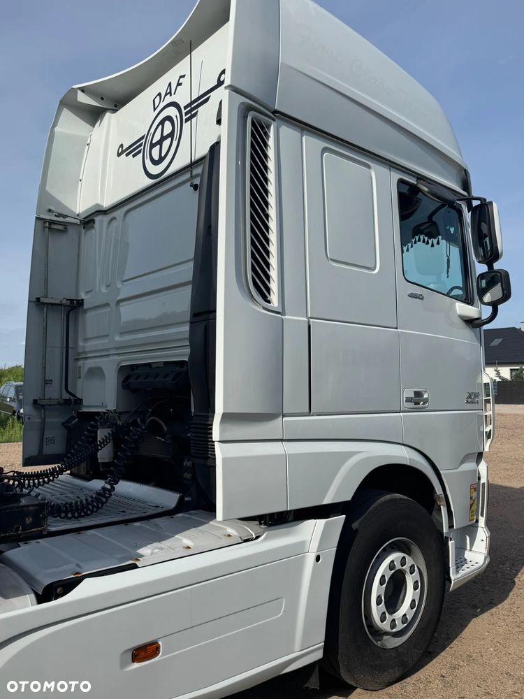 DAF XF 106 460 przedlift - 11