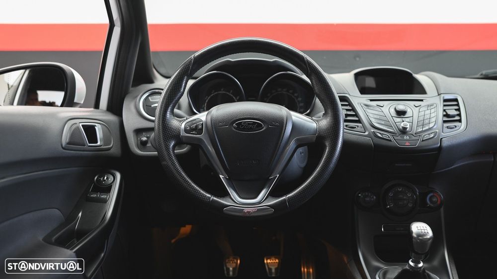 Ford Fiesta 1.6 EcoBoost ST - 45