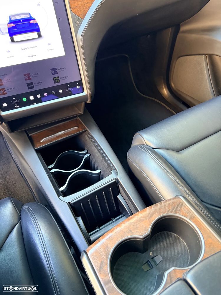 Tesla Model X P100D - 54