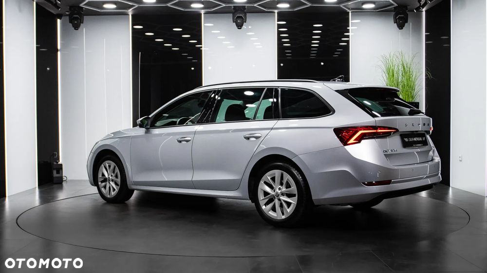 Skoda Octavia 2.0 TDI 4x4 Ambition DSG - 5
