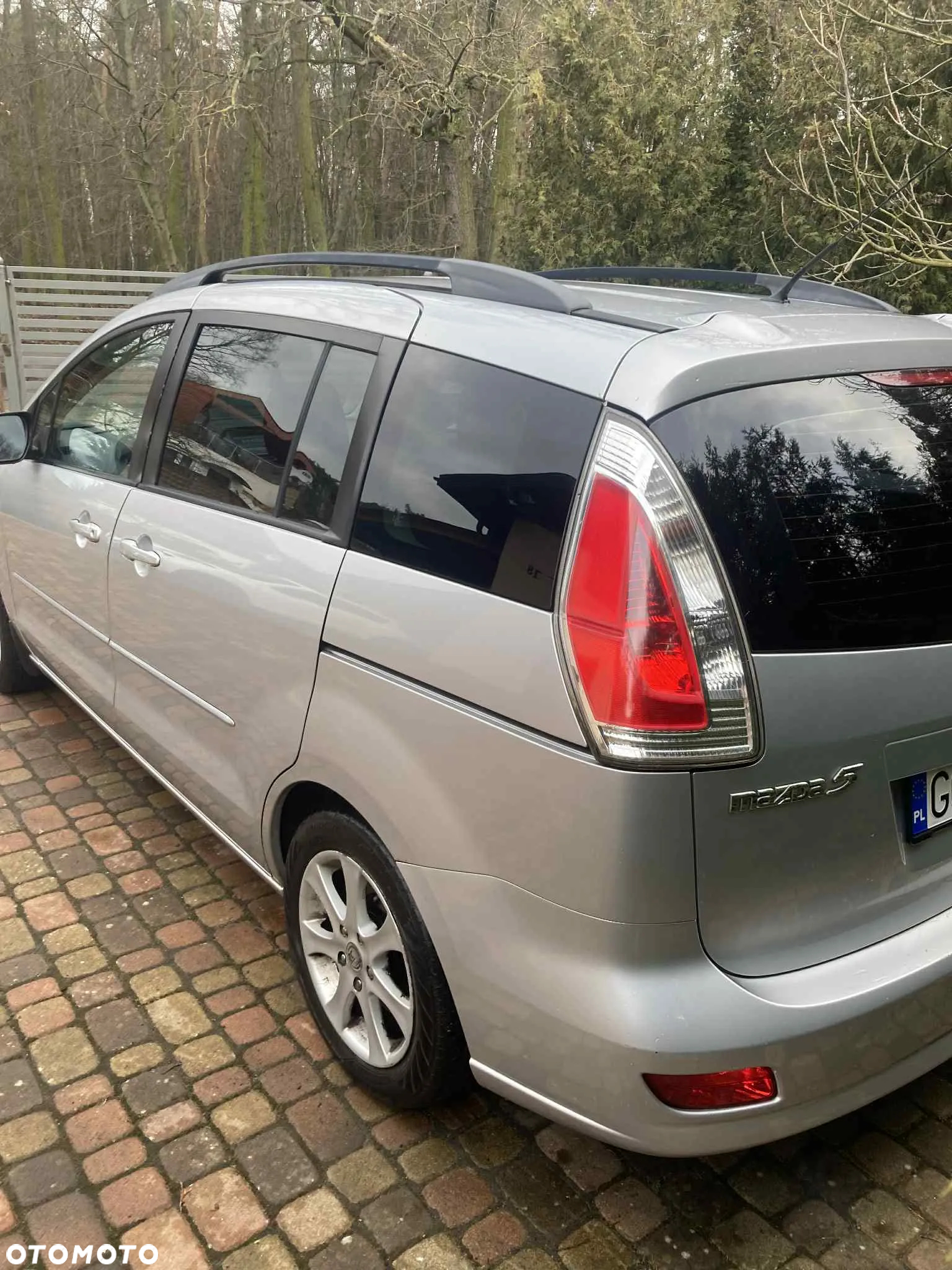 Mazda 5 - 3