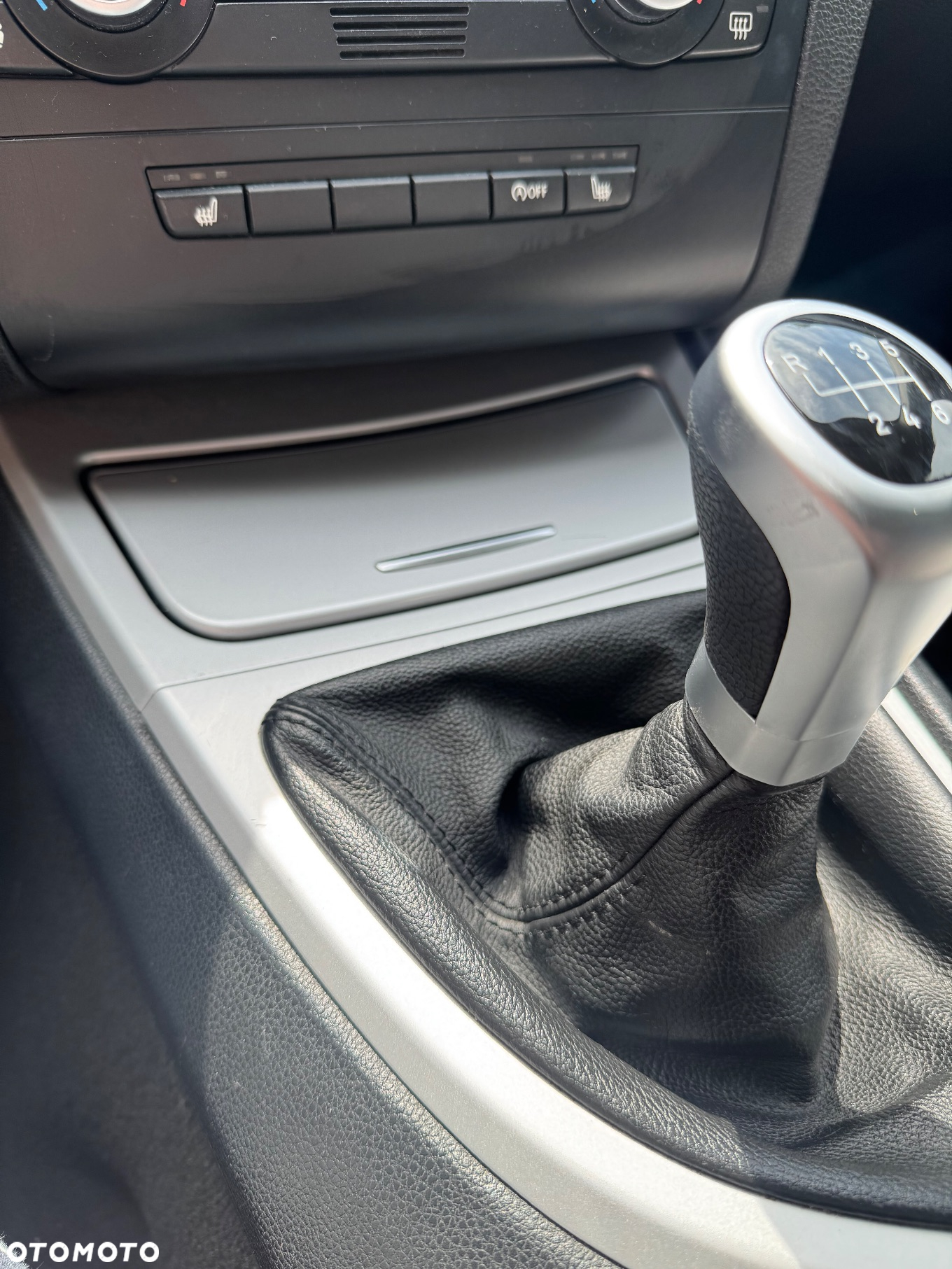 BMW Seria 1 120i - 10