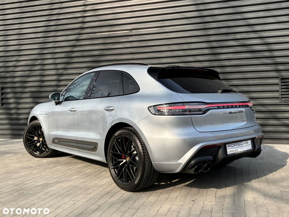 Porsche Macan - 4