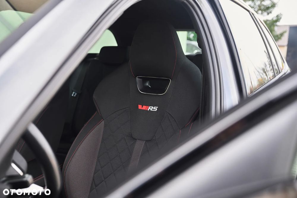 Skoda Octavia 2.0 TSI DSG RS Plus - 31