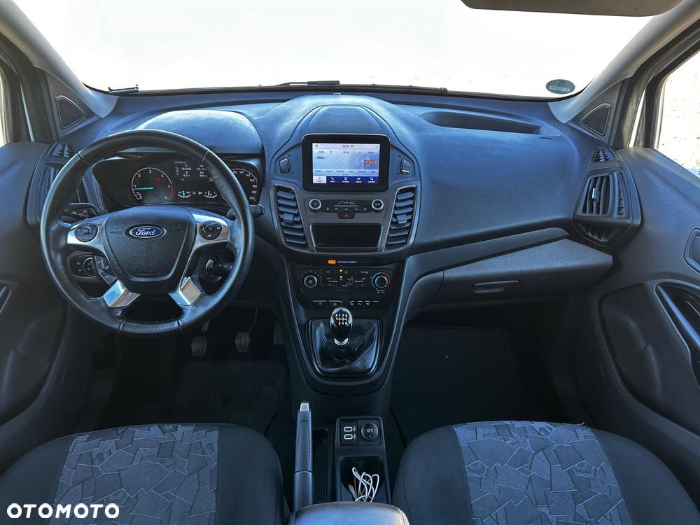 Ford Transit Connect - 15
