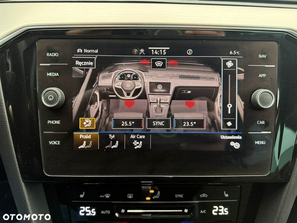 Volkswagen Passat - 30