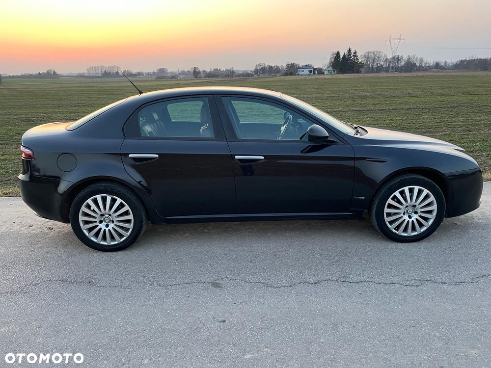 Alfa Romeo 159 - 18