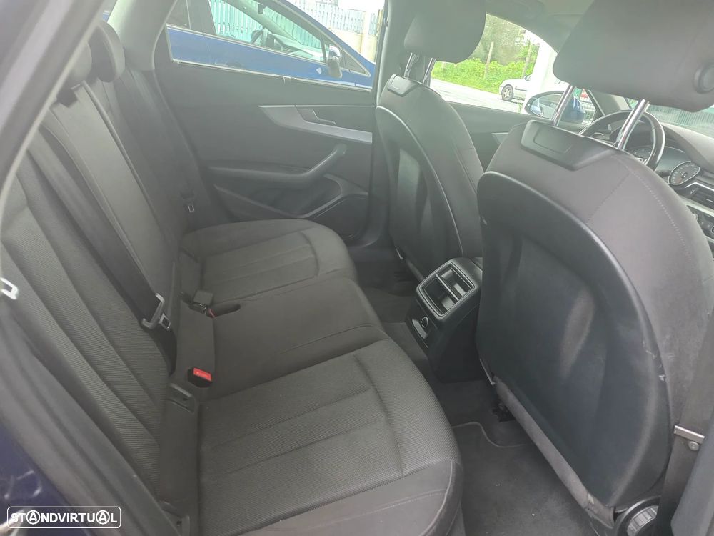 Audi A4 Avant 2.0 TDI Sport S tronic - 10