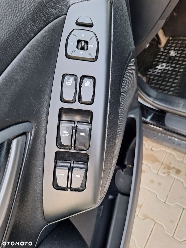 Hyundai ix35 - 11