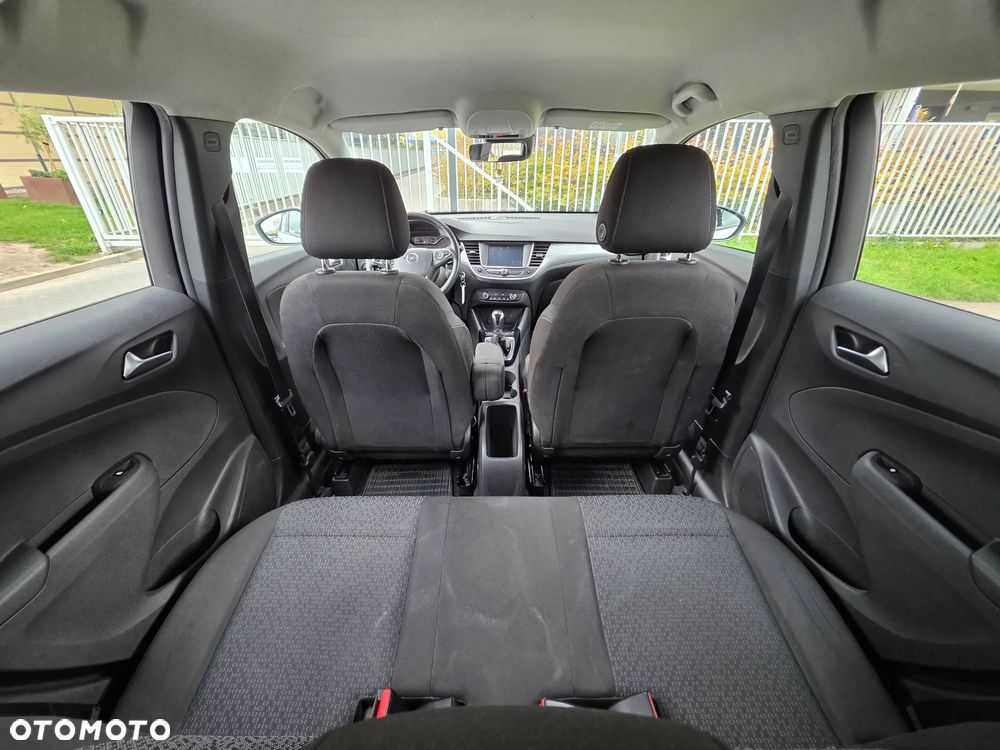 Opel Crossland X 1.2 Enjoy - 22